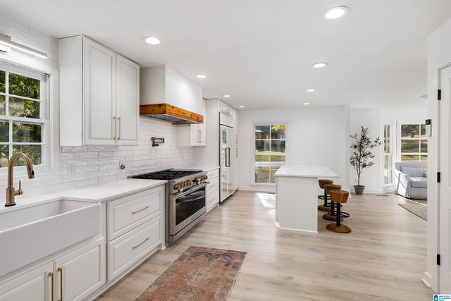 1277 BRANCHWATER LANE, Vestavia Hills, AL 35216