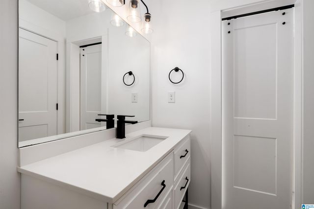 1277 BRANCHWATER LANE, Vestavia Hills, AL 35216