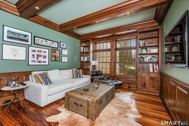 473 Hollow Tree Ridge Road, Darien, CT 06820