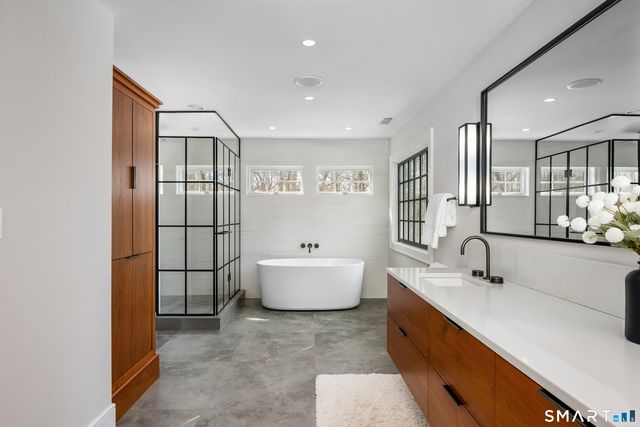 473 Hollow Tree Ridge Road, Darien, CT 06820