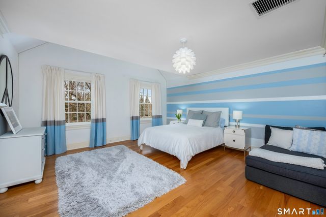 473 Hollow Tree Ridge Road, Darien, CT 06820