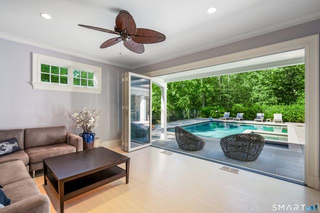 473 Hollow Tree Ridge Road, Darien, CT 06820