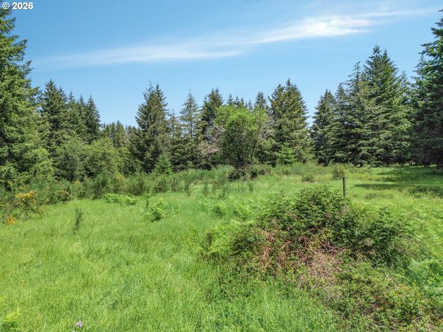 24315 Se FIRWOOD Rd, Sandy, OR 97055