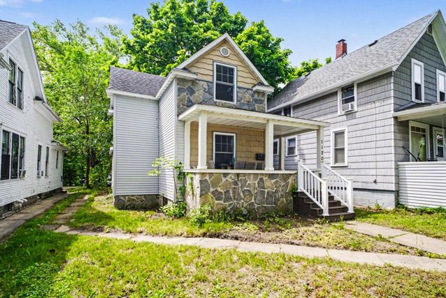 1120 Michigan Avenue, St. Joseph, MI 49085