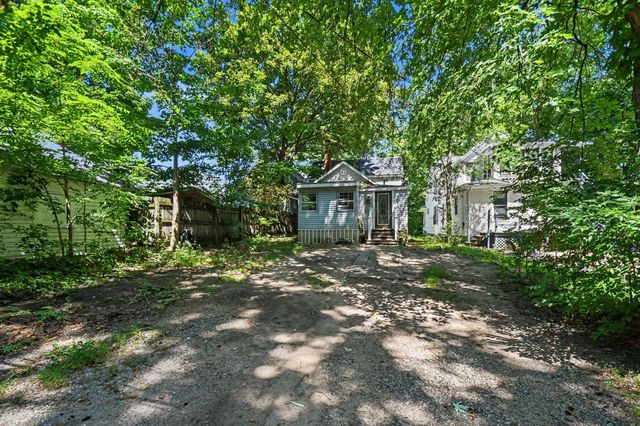 1120 Michigan Avenue, St. Joseph, MI 49085