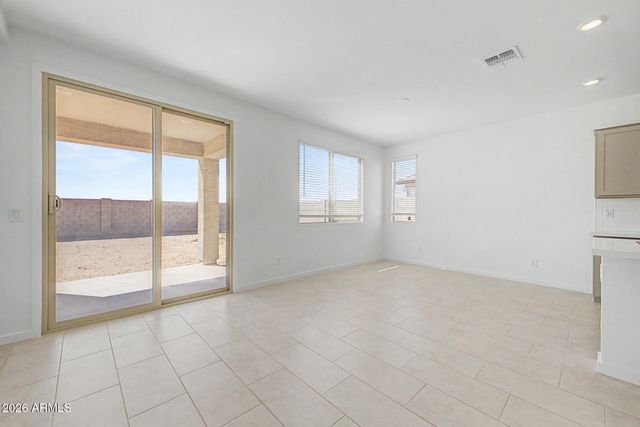 25137 W WAYLAND Drive, Buckeye, AZ 85326