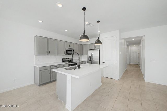 25137 W WAYLAND Drive, Buckeye, AZ 85326