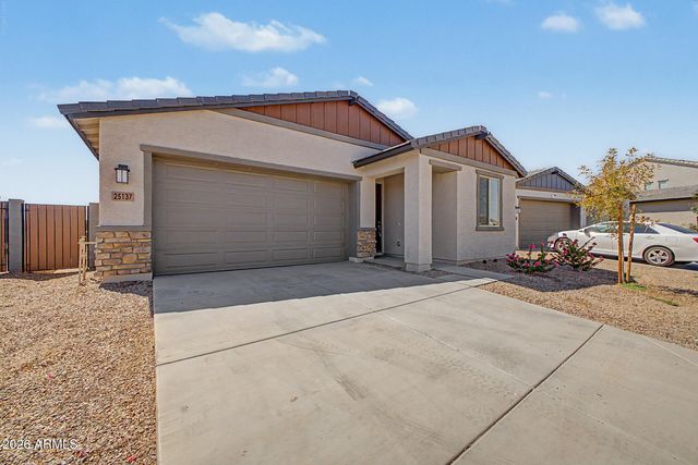 25137 W WAYLAND Drive, Buckeye, AZ 85326