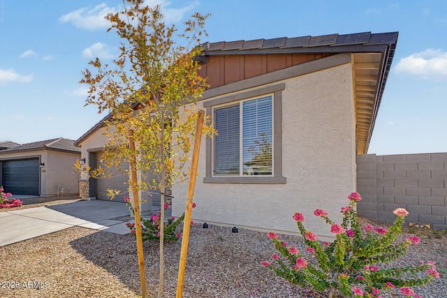 25137 W WAYLAND Drive, Buckeye, AZ 85326