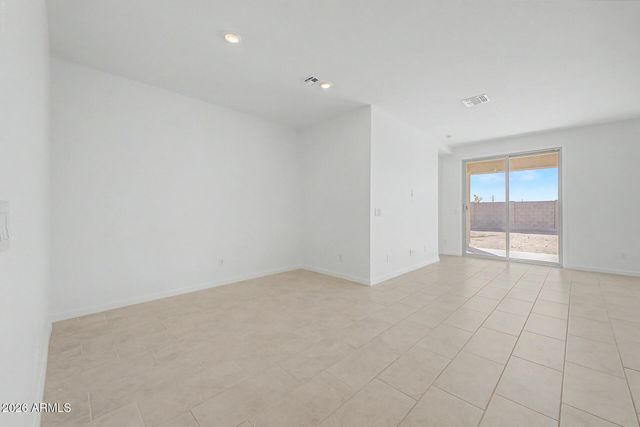 25137 W WAYLAND Drive, Buckeye, AZ 85326