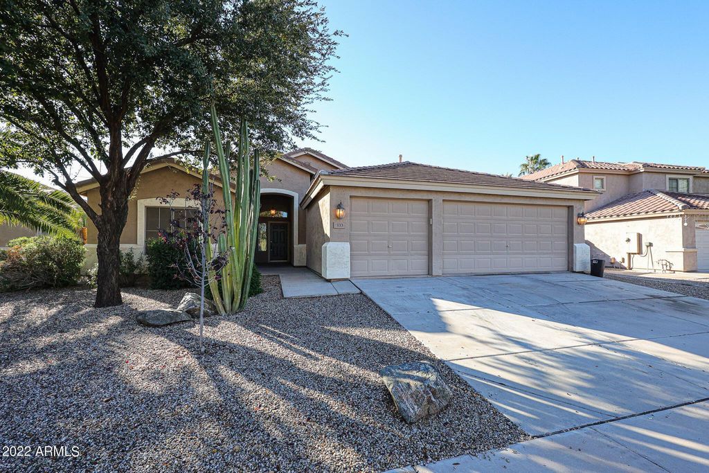 333 W Raven Drive, Chandler, AZ 85286