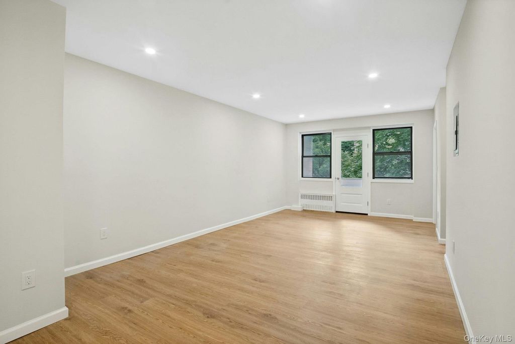 180 E Hartsdale Avenue 1F, Hartsdale, NY 10530 — photo 5