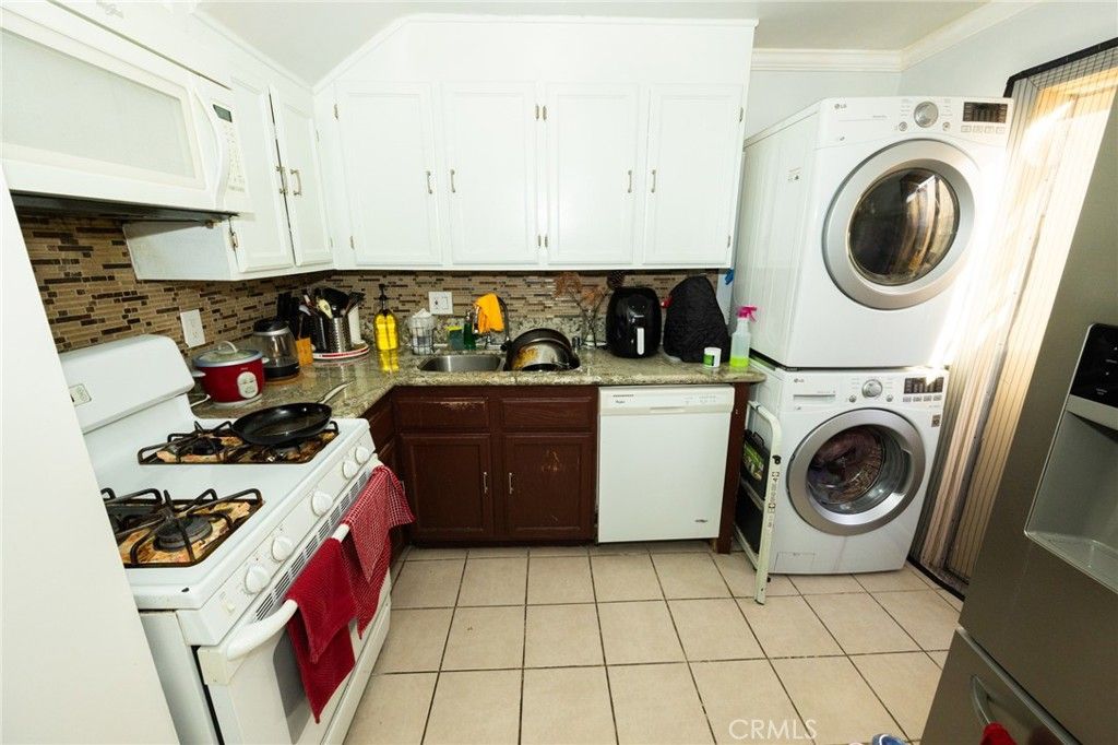 17135 Roscoe Boulevard 7, Northridge, CA 91325 — photo 4