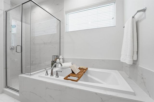 817 Thornton Road F, Houston, TX 77018