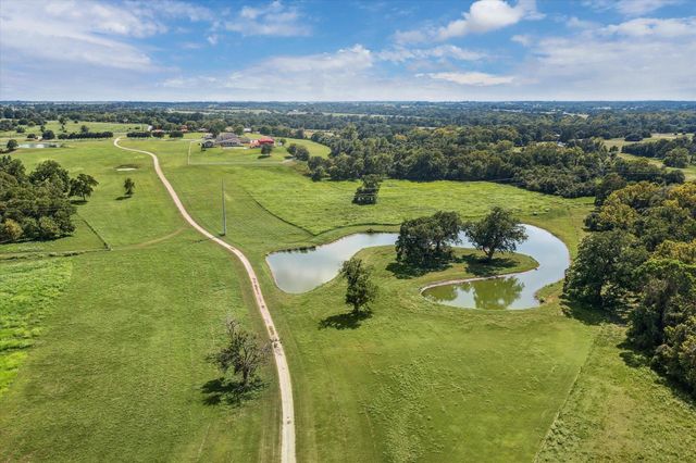 4008 Fm 979, Millheim, TX 77474