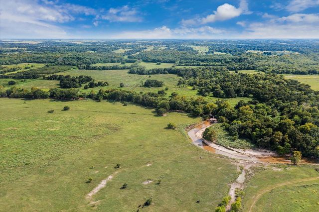 4008 Fm 979, Millheim, TX 77474