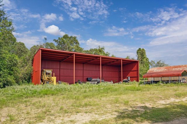 4008 Fm 979, Millheim, TX 77474