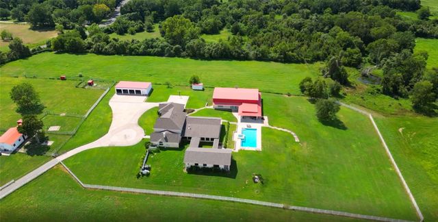4008 Fm 979, Millheim, TX 77474