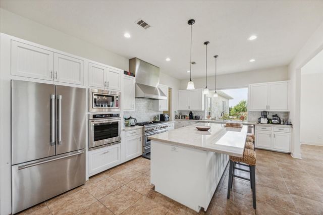 4008 Fm 979, Millheim, TX 77474