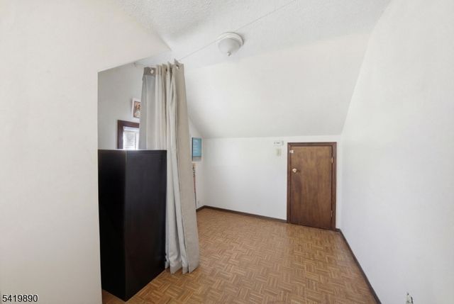 106 Summit Avenue, Bloomfield Twp., NJ 07003