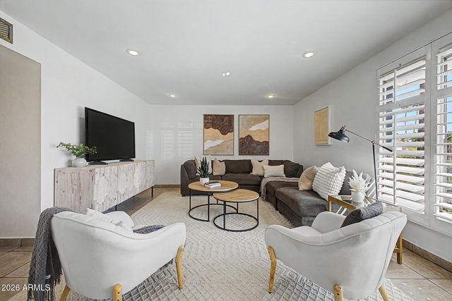 6212 S El Camino Drive, Tempe, AZ 85283