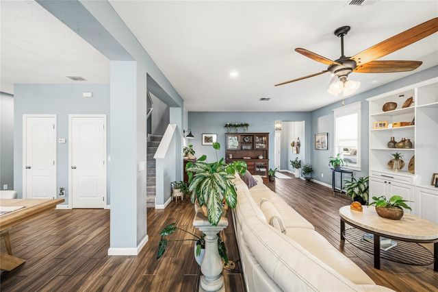 17105 GATHERING PLACE CIRCLE, Clermont, FL 34711