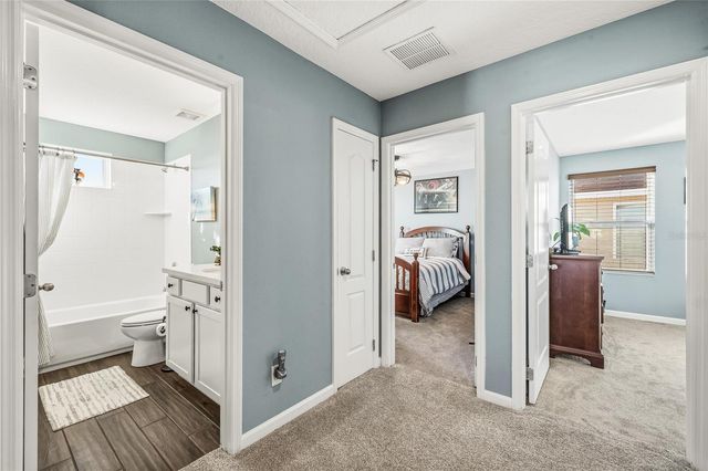 17105 GATHERING PLACE CIRCLE, Clermont, FL 34711