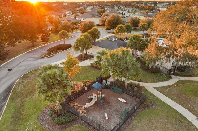 17105 GATHERING PLACE CIRCLE, Clermont, FL 34711