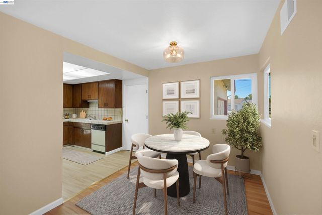 5246 Abbey Ct, Newark, CA 94560