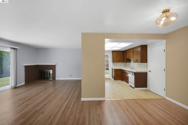5246 Abbey Ct, Newark, CA 94560