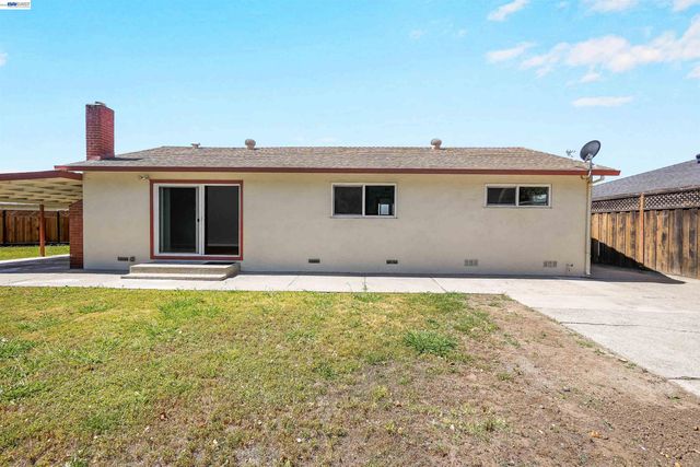 5246 Abbey Ct, Newark, CA 94560