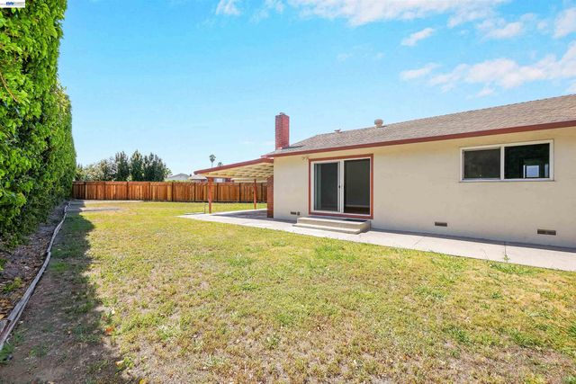 5246 Abbey Ct, Newark, CA 94560