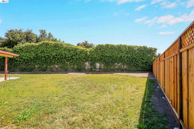 5246 Abbey Ct, Newark, CA 94560