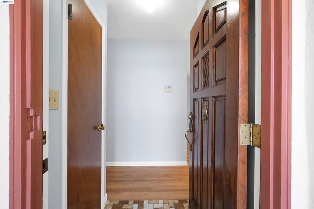 5246 Abbey Ct, Newark, CA 94560