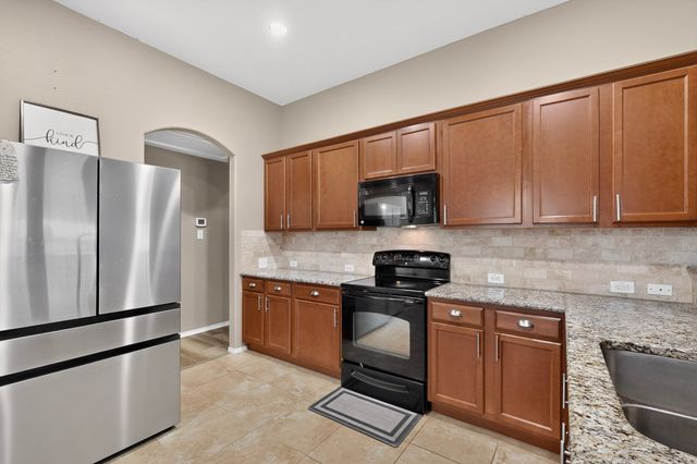 1336 Shelley Drive, Burleson, TX 76028