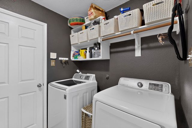 1336 Shelley Drive, Burleson, TX 76028