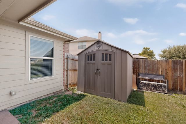 1336 Shelley Drive, Burleson, TX 76028
