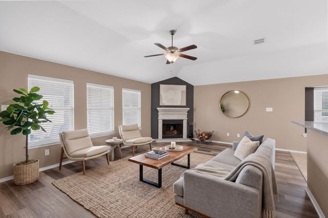 1336 Shelley Drive, Burleson, TX 76028