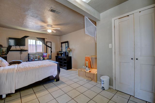 1508 Vito Romero Road SW, Albuquerque, NM 87105