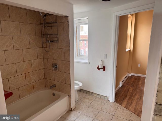 1010 N LOMBARD ST, Wilmington, DE 19801