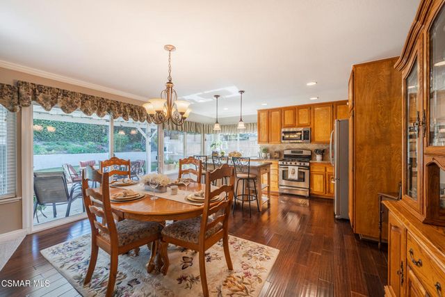 2756 N Dalenhurst Place, Simi Valley, CA 93065