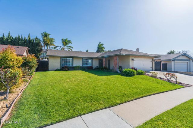 2756 N Dalenhurst Place, Simi Valley, CA 93065