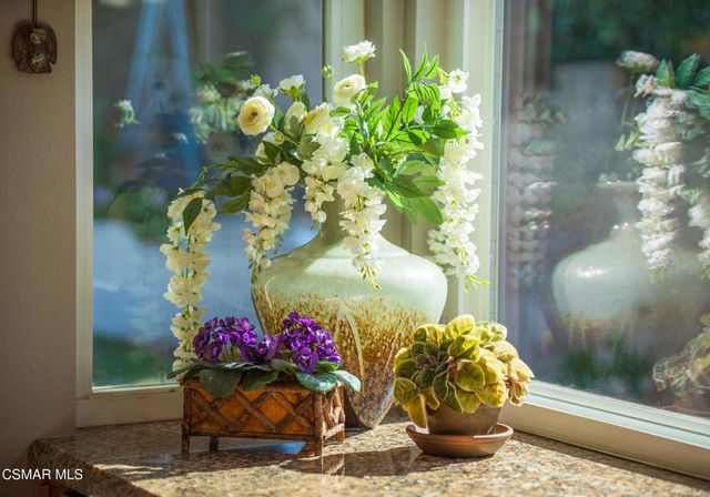 2756 N Dalenhurst Place, Simi Valley, CA 93065