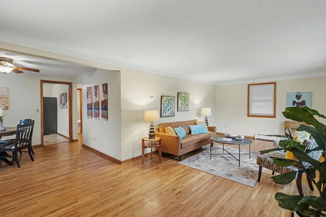 1680 Burns Avenue, Saint Paul, MN 55106