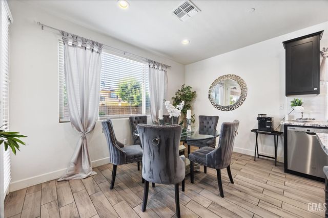 9213 Rancho Viejo Drive, Bakersfield, CA 93314