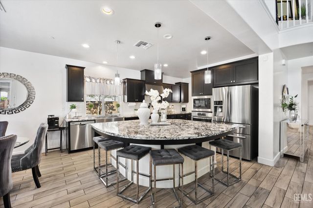 9213 Rancho Viejo Drive, Bakersfield, CA 93314