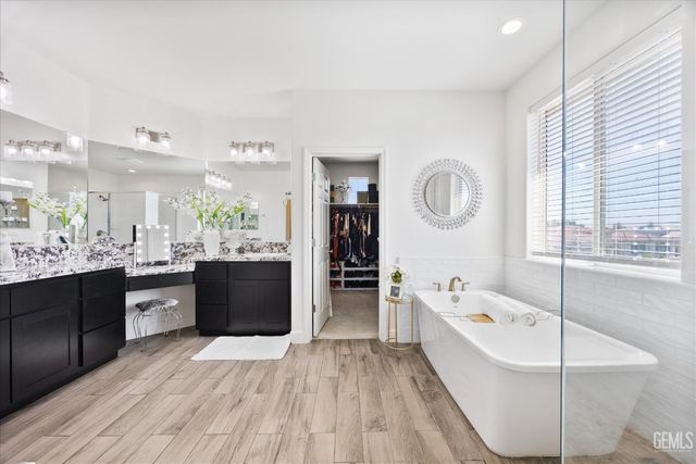 9213 Rancho Viejo Drive, Bakersfield, CA 93314
