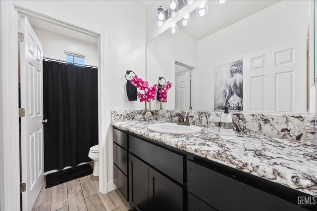 9213 Rancho Viejo Drive, Bakersfield, CA 93314