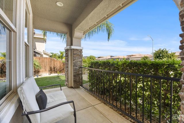 9213 Rancho Viejo Drive, Bakersfield, CA 93314