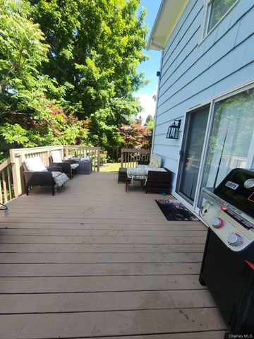 9 Westview Avenue, North Salem, NY 10560
